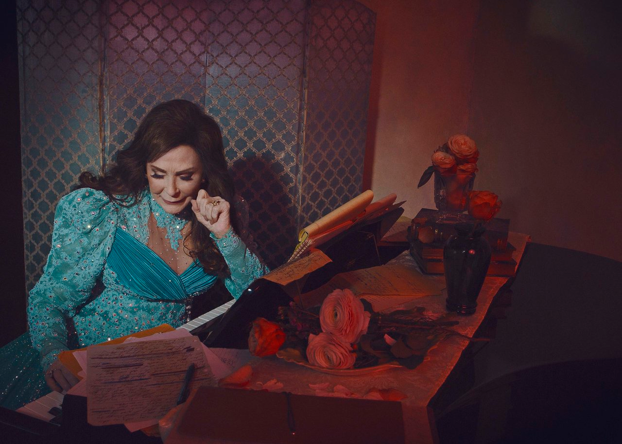 Is loretta lynn still alive image