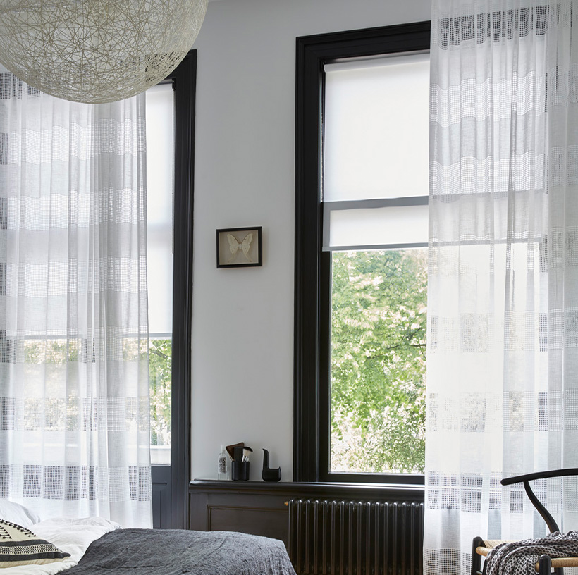 Verduisterende rolgordijnen