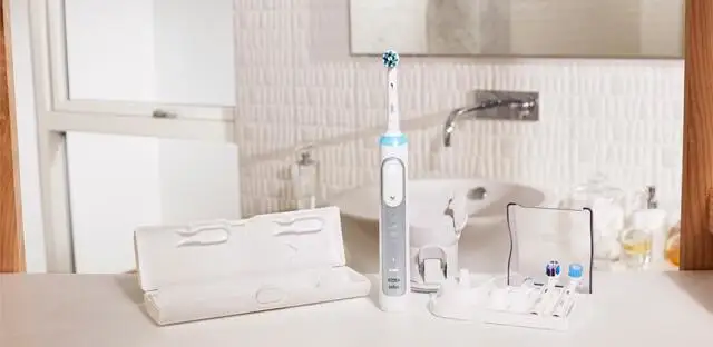 Choosing a good toothbrush article banner