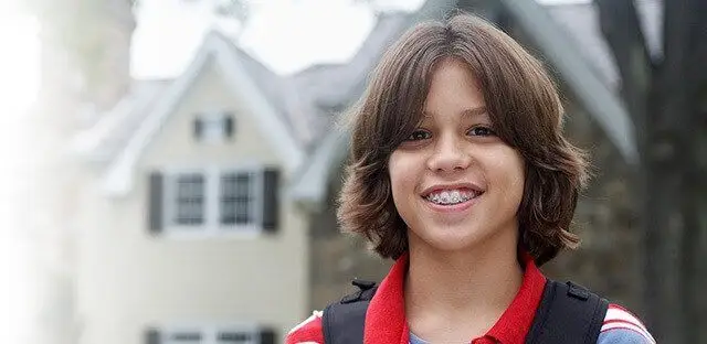 How to clean braces article banner