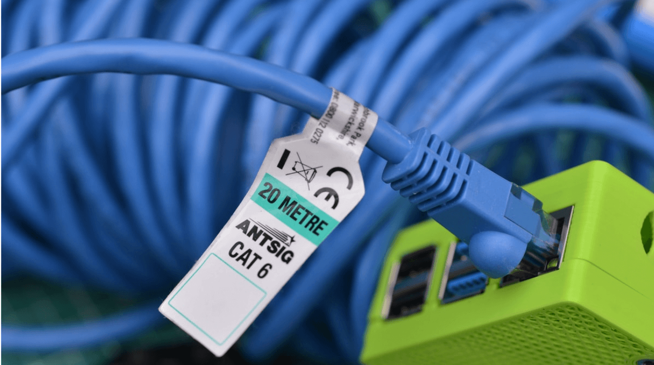 Bild på 20 m RJ-45 kabel (Ethernet Cat6)