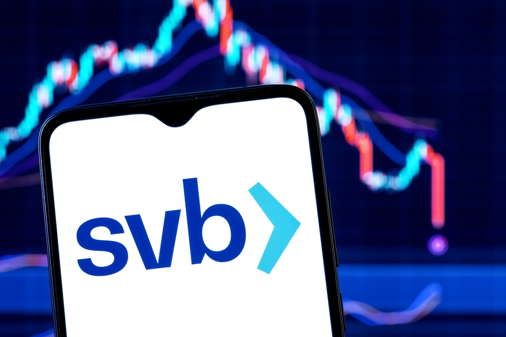 Silicon Valley Bank SVB downward chart