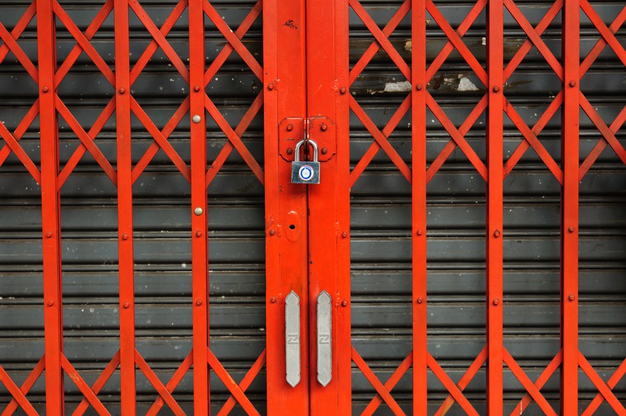 Locked shutters closed business