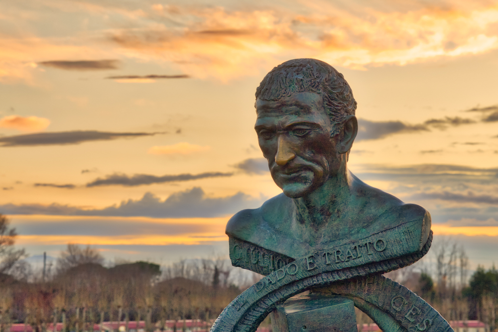 shutterstock 1006942024