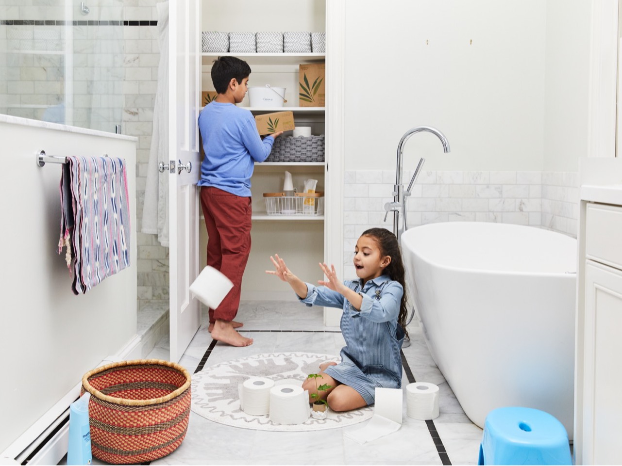 How to Clean a Toilet the Right Way