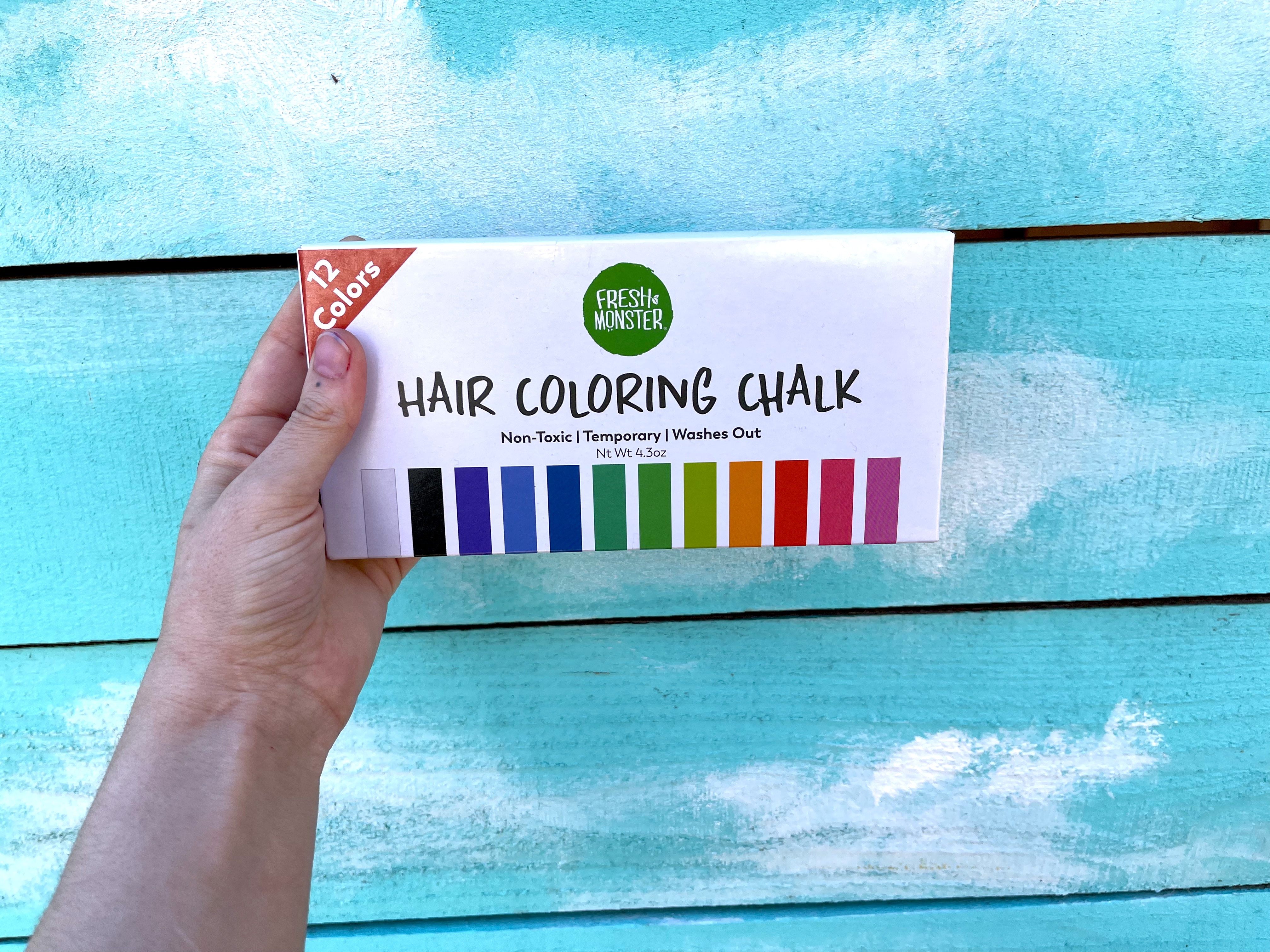 What is Hair Chalk and How to Use It in Kids Hair