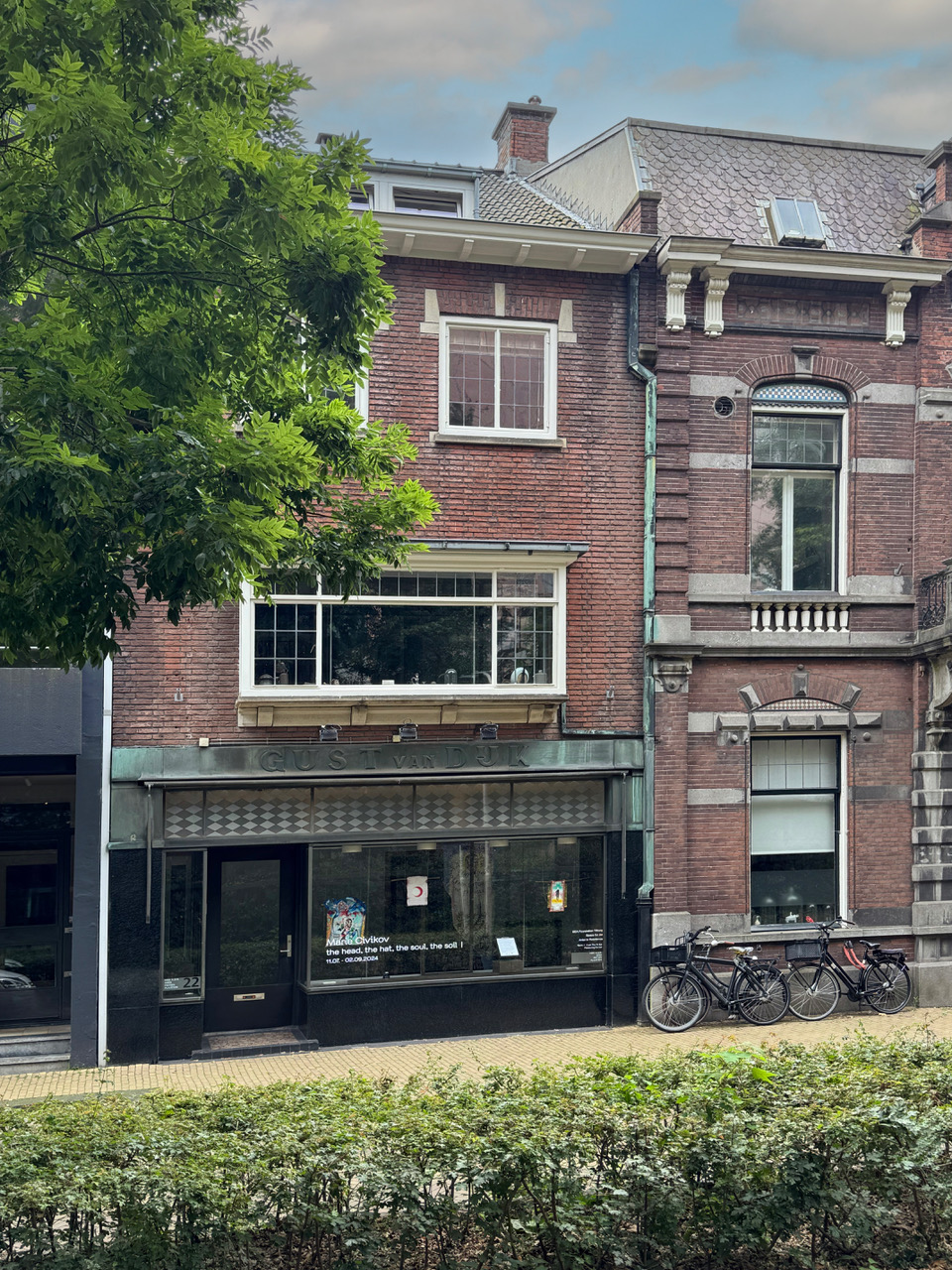 Straat-aanzicht-01-B&B-Tilburg-Gust-van-Dijk