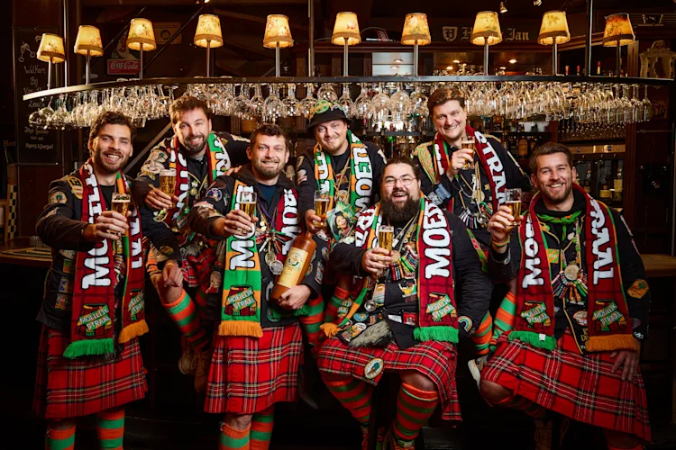 Persfoto 1 - Moeilijk Straal