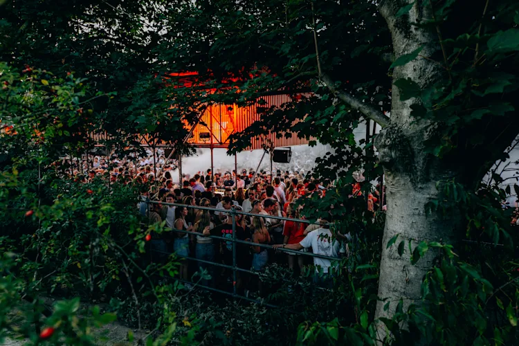 Kopie van 20250809 2106 DAYCARE BradaMedia 5249