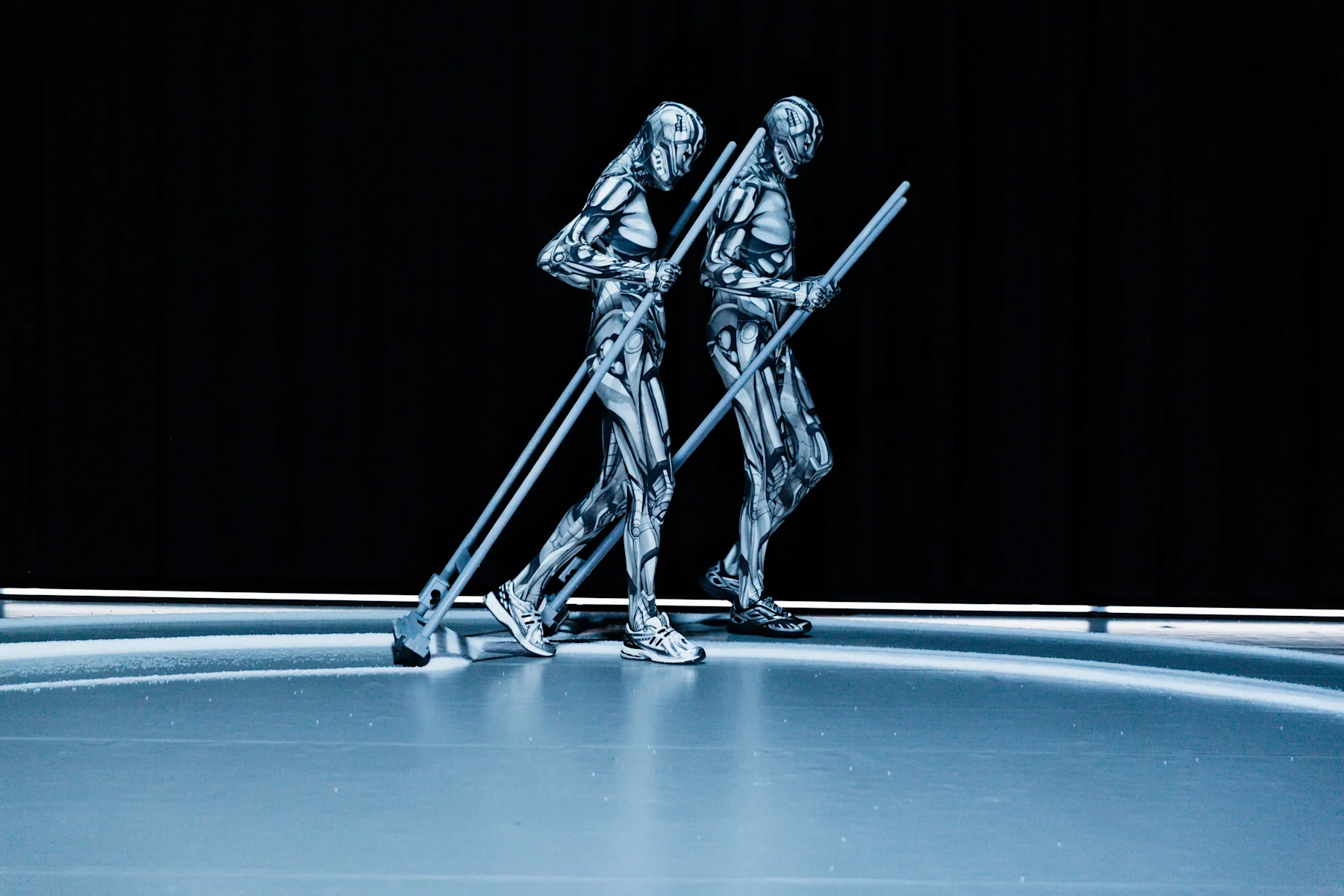 0129 Artificial by Nature Nineties Productions©Julian Maiwald