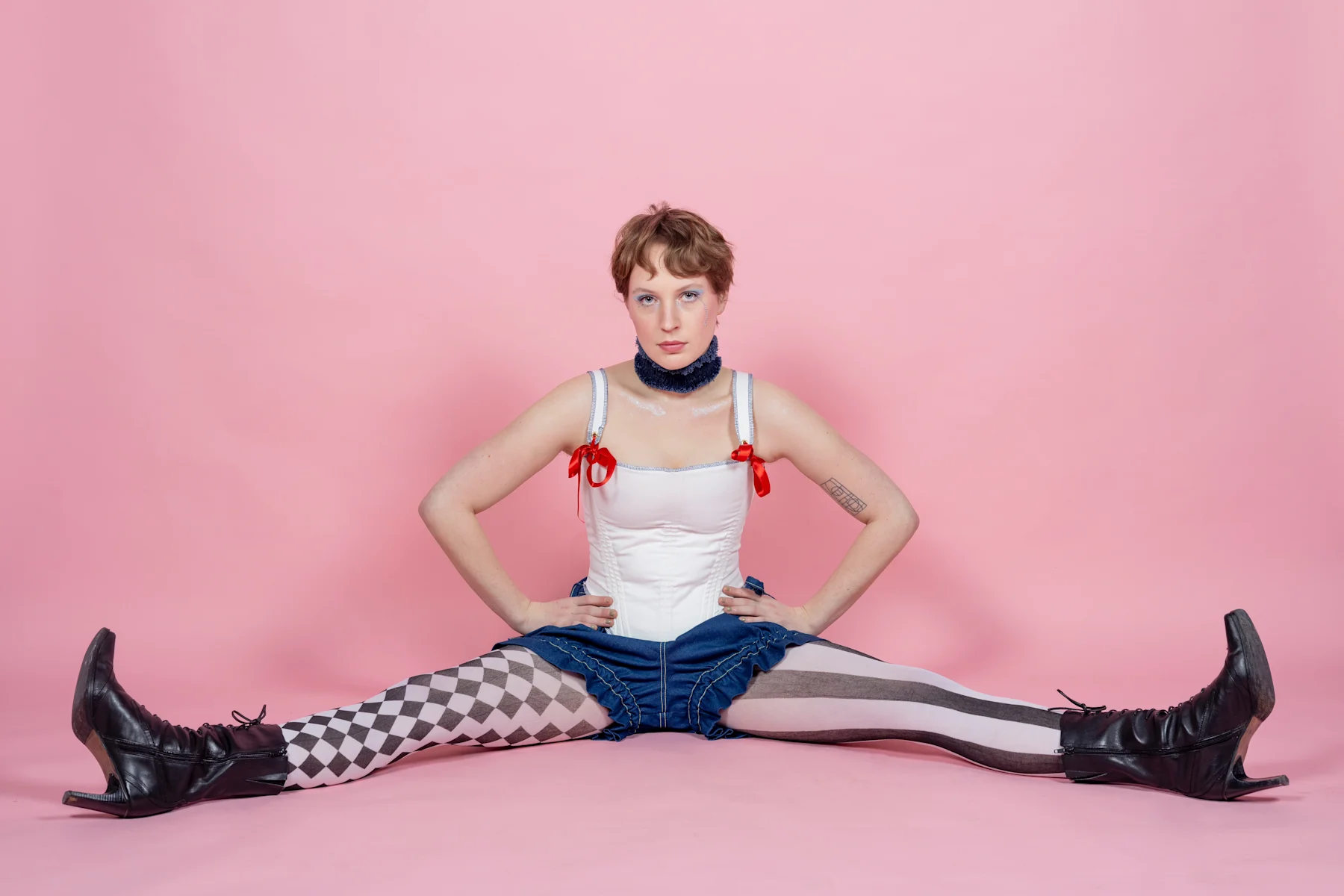 VFest Kaat van Stralen 02 by photographer Roos Denys.jpg