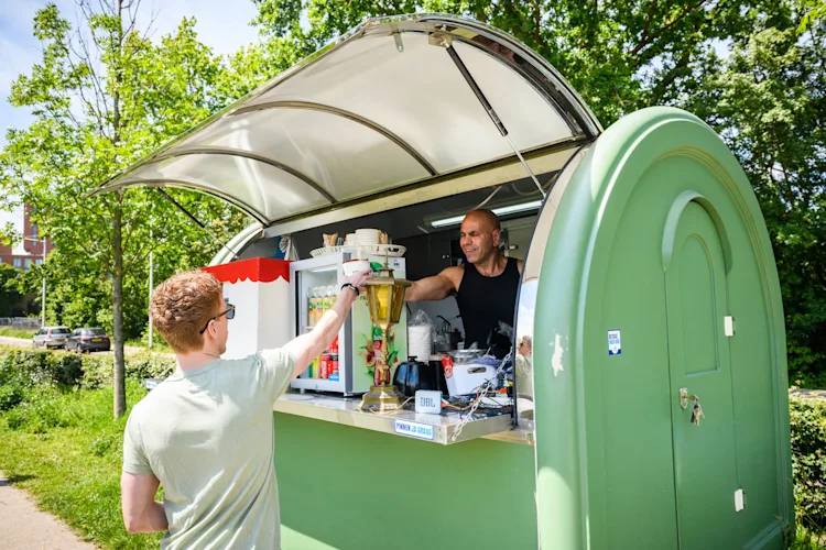 Vittorio Perzisch ijs-1