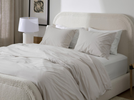 Percale Duvet and White Sheets