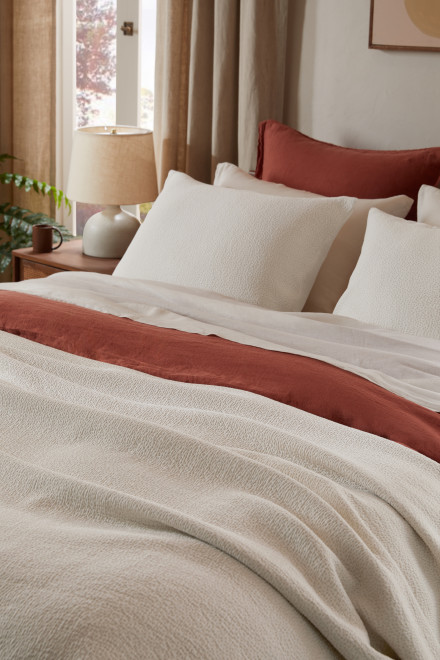 Pebble Cotton Coverlet