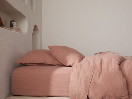 Linen Fitted Sheet Shown In A Room