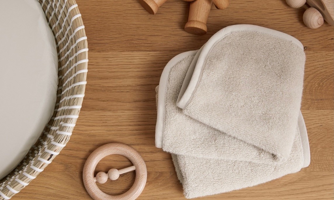 What Is a Washcloth For? Using It for Yourself & Your Baby the Right