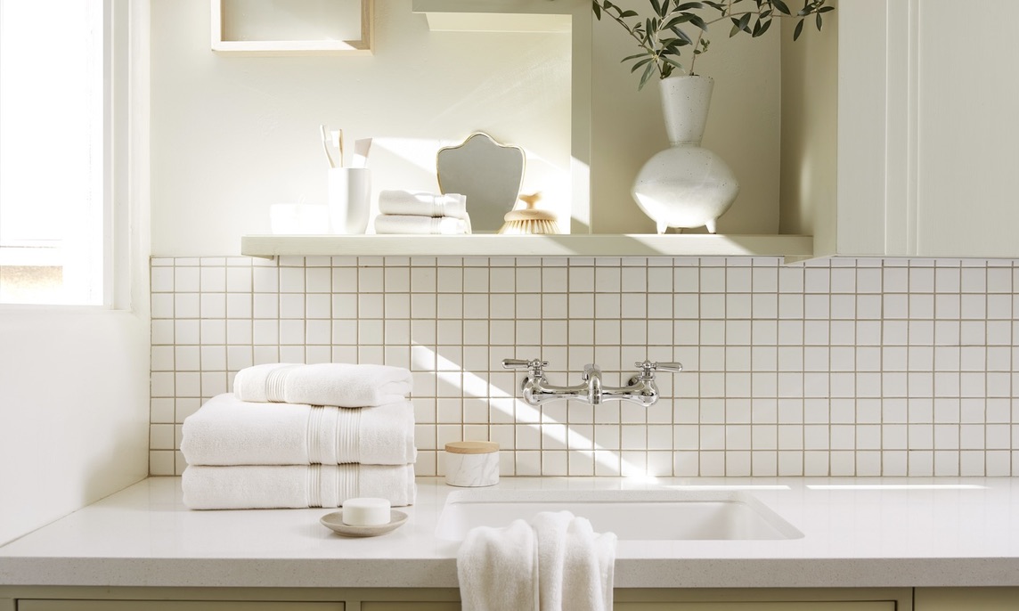 Elevate Your Bathroom with Luxuriously Soft Bath Mats