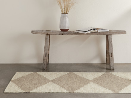 Medallion wool kilim