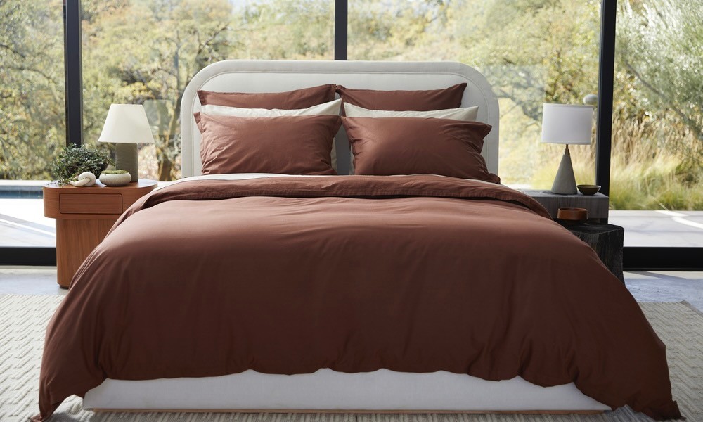 How to Iron Sheets the Right Way 2022 Parachute Blog