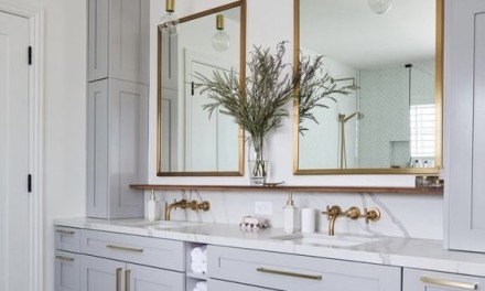 gold accents in bathroom 