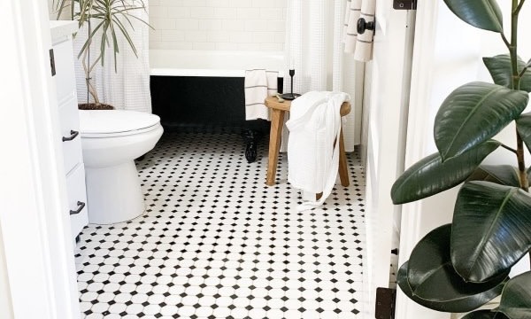 black and white tile 