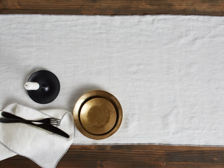 Contrast Edge Table Runner