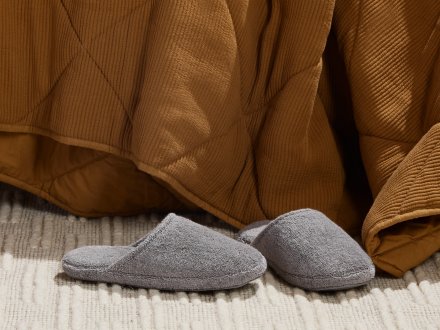 Classic Turkish Cotton Slippers Shown In A Room