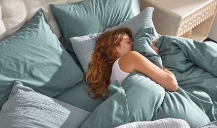 Girl in Ocean Brushed Cotton bedding