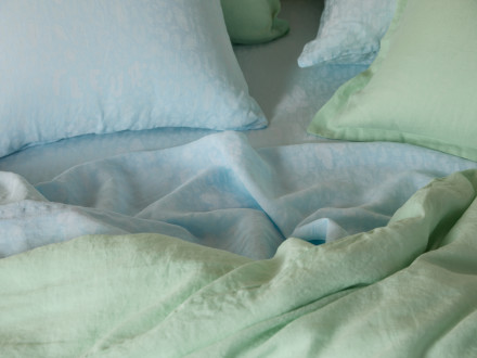 Le FLEUR Linen Duvet Cover Set