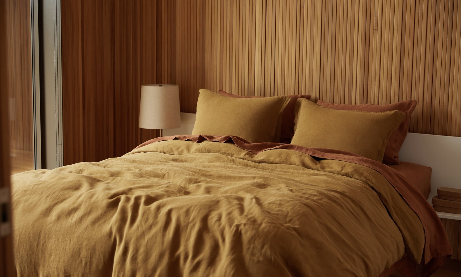 Comfort Collection Gentle Night Sleep Bed Sheet & Pillowcase Set, Queen  Size, Deep Blue