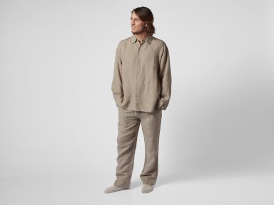 Fawn Mens Linen Pant Shown In A Room