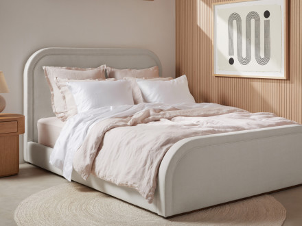 Horizon Bed Frame With Footboard
