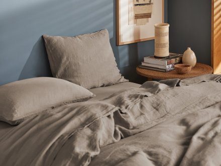 Linen Fitted Sheet Shown In A Room