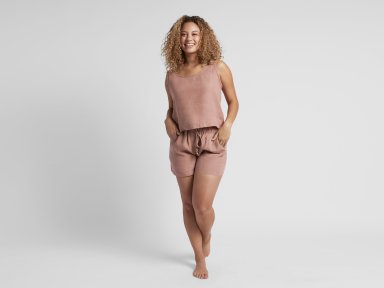 Clay Womens Linen Short Shown In A Room