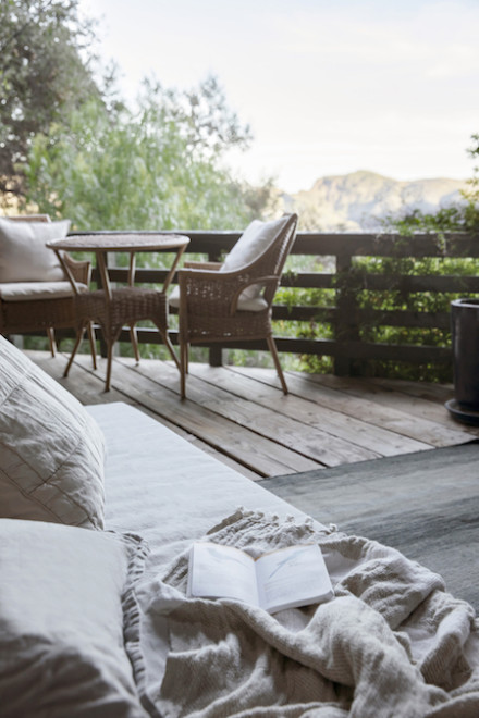 outdoor reading nook.