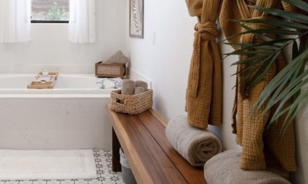 bathroom with a bench 