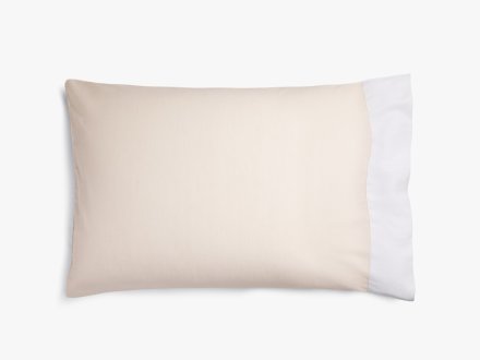 Close Up Of Washed Sateen Pillowcase Set