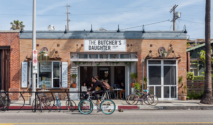 Image of Venice storefront with bikes outside. 