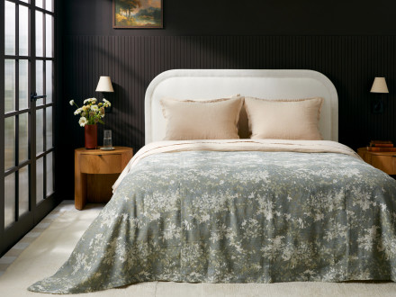 Botanical Bedspread