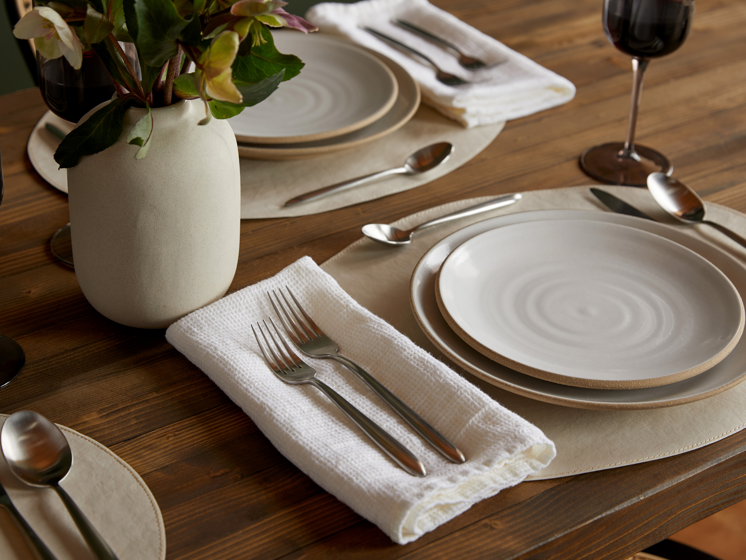 Velo Flatware Set in Brushed Gold | Parachute