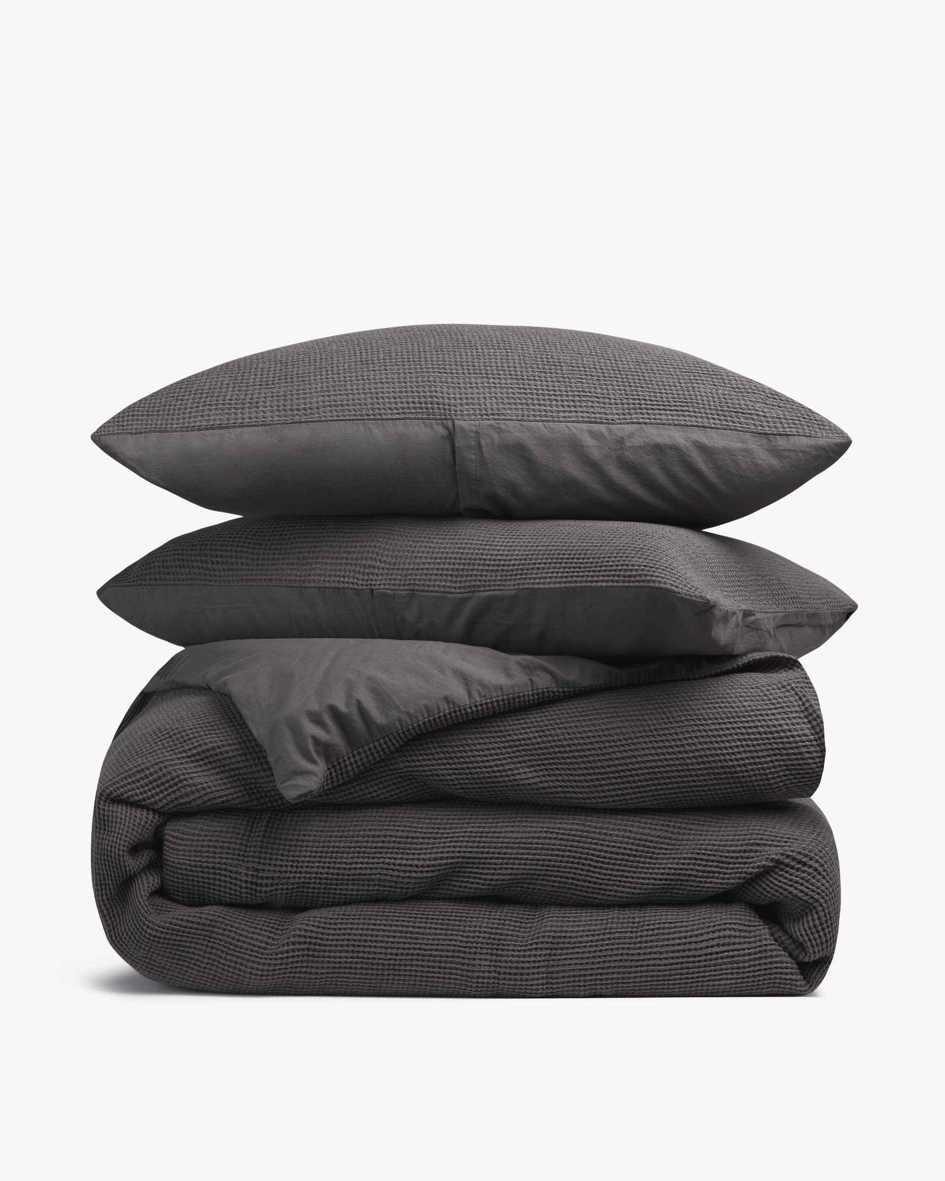 https://images.ctfassets.net/ltric1hkjv72/glplfQEkpDpJUSzZc90UA/7c0aa9c4a1faa7b26a1cf81a19283118/waffle-duvet-cover-set_charcoal_lightbox_cpg_13282.jpg