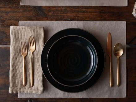 Tec Paper Placemats Shown In A Room