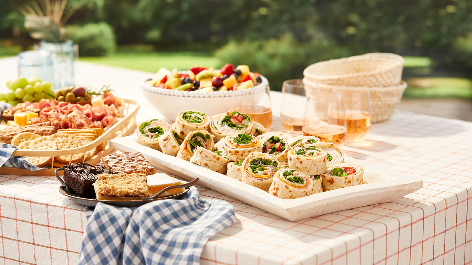 Summer Picnic Meal (Meat & Cheese Pinwheel)