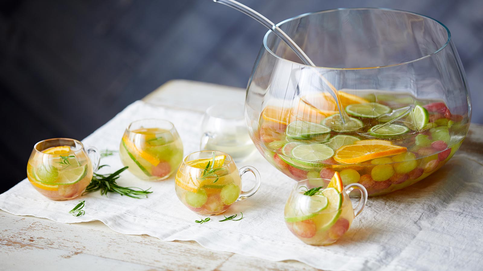 White Sangria with Ginger Beer 