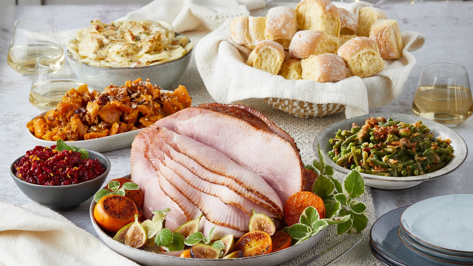 Traditional Holiday Ham Meal