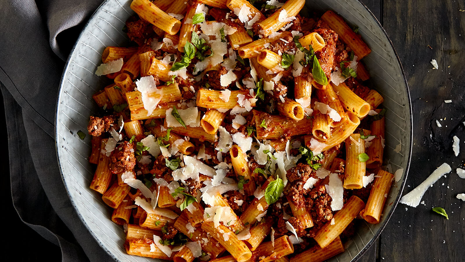 Rigatoni with Bolognese Sauce