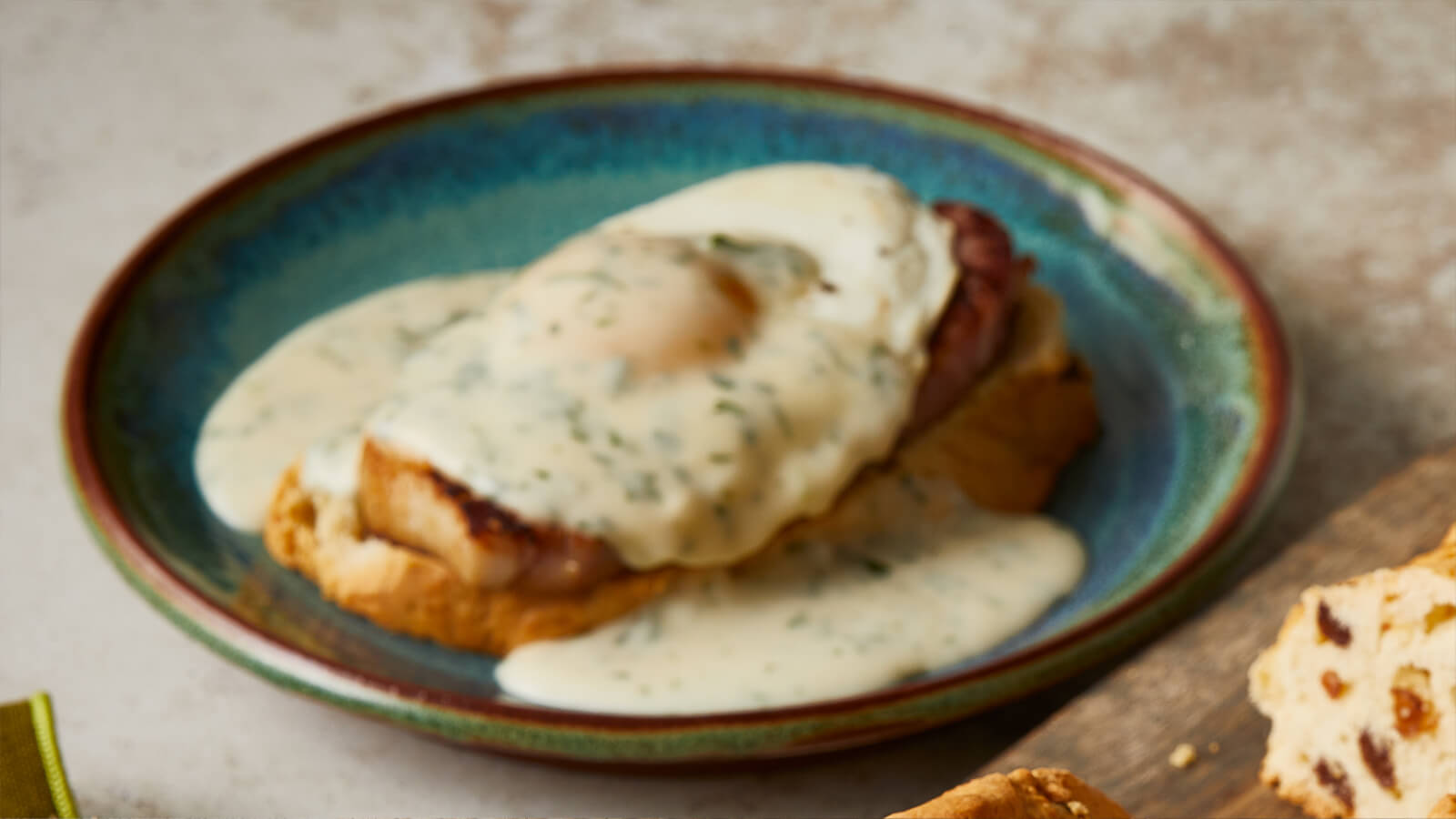 Irish Ham With Parsley Sauce