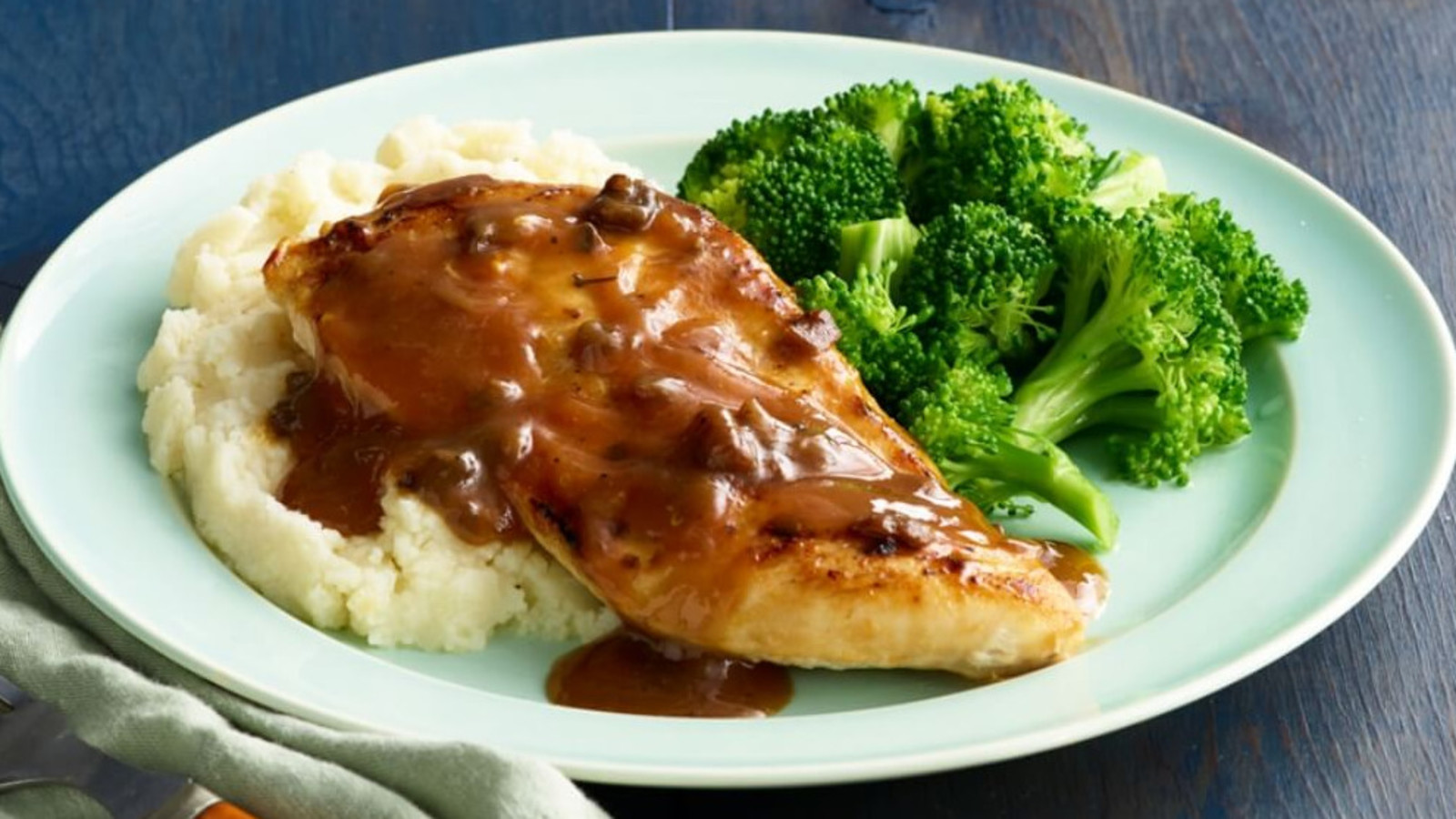 Chicken Marsala with Broccoli & Homestyle Mashed Potatoes