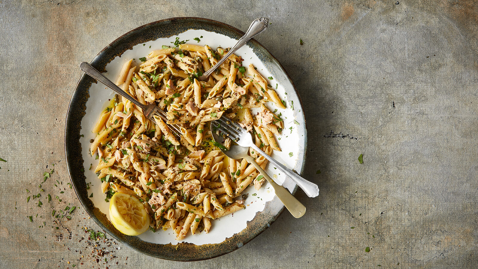 Pasta with Tuna, Capers and Lemon