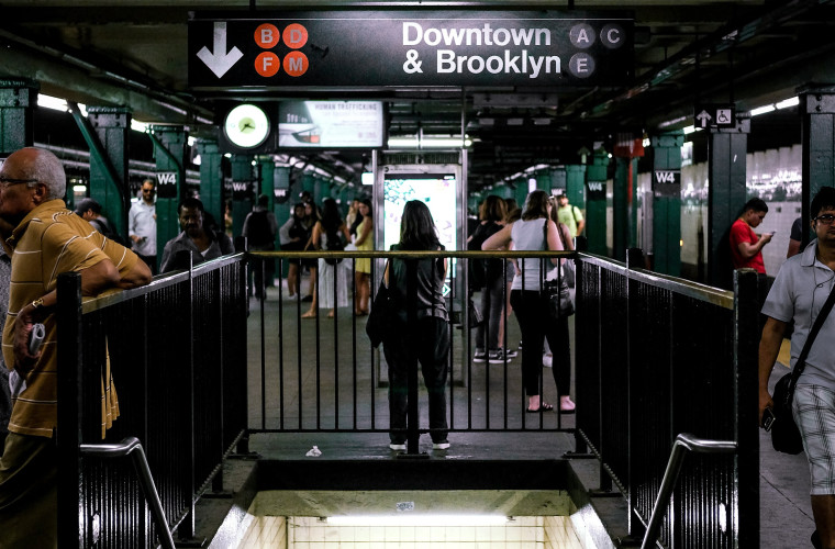 Picture of New York subway platform
